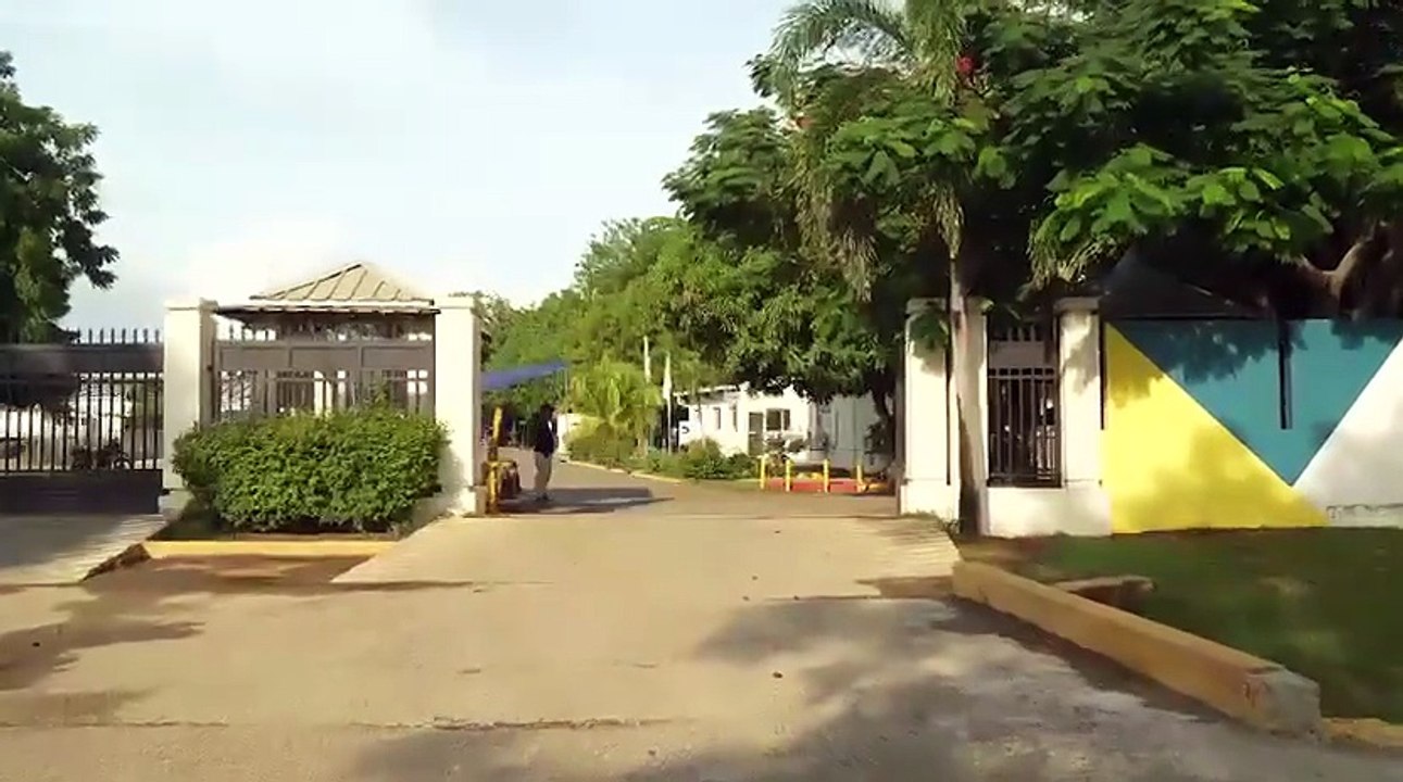 Ministro de Defensa sostiene reunión de alto nivel con directivos de CODEVI y supervisa avances de la verja perimetral fronteriza en Dajabón