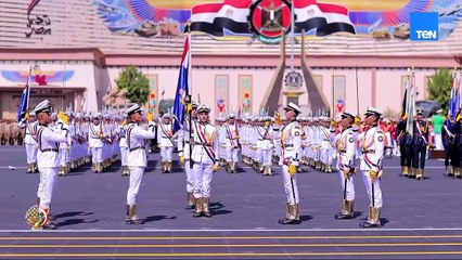 الفريق أول عبد المجيد صقر القائد العام للقوات المسلحة يشهد حفل تخرج دفعات جديدة من الكليات العسكرية