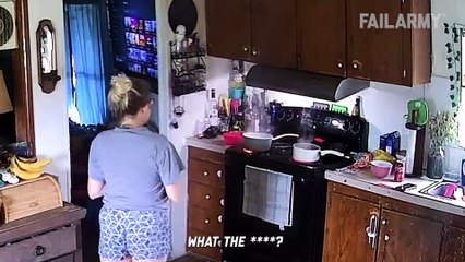 Chaos Caught on Camera! ¦ Best Fails of the Week (2160p_30fps_AV1-128kbit_AAC)