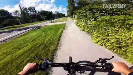 Funniest Videos in the World ¦ Best Fails of the Week (2160p_30fps_AV1-128kbit_AAC-İngilizce)