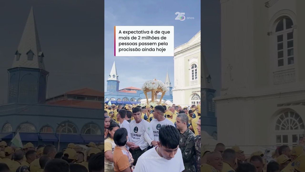 Multidão acompanha procissão do Círio de Nazaré em Belém
