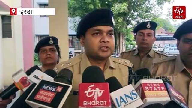 दोस्त ही बना जानी दुश्मन, मर्डर कर शव पर पेट्रोल छिड़क जलाया, मर्डर मिस्ट्री का 3 दिन में खुलासा