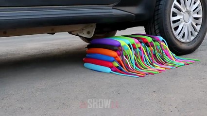 Aplastando Cosas Crujientes con el Coche _ Experimento_ 250 Globos de Agua VS Rueda de Coche | Very Satisfying and Relaxing Compilation