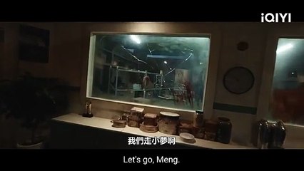 🐍Giant serpent attacks luxury cruise! Father risks all to save daughter! #disaster #chinesedrama