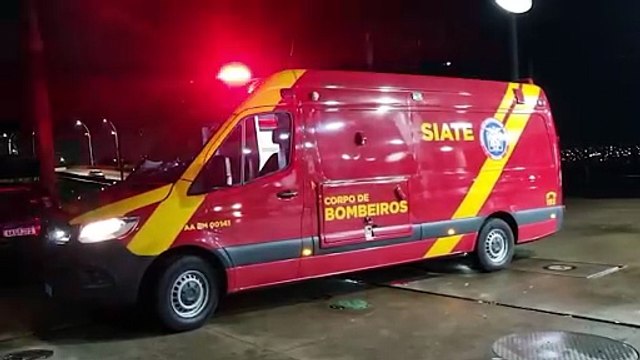 Homem fere a cabeça ao sofrer queda em pátio de posto na Avenida Piquiri