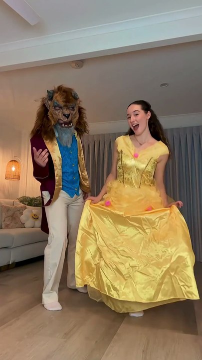 WHAT ARE YOU WEARING ON HALLOWEEN!. 😅 - #dance #trend #viral #couple #funny #shorts