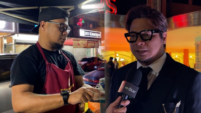 Hebat! Peniaga burger akhirnya jadi penyanyi