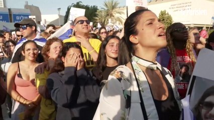 Libération des otages : scènes de liesse à Tel-Aviv