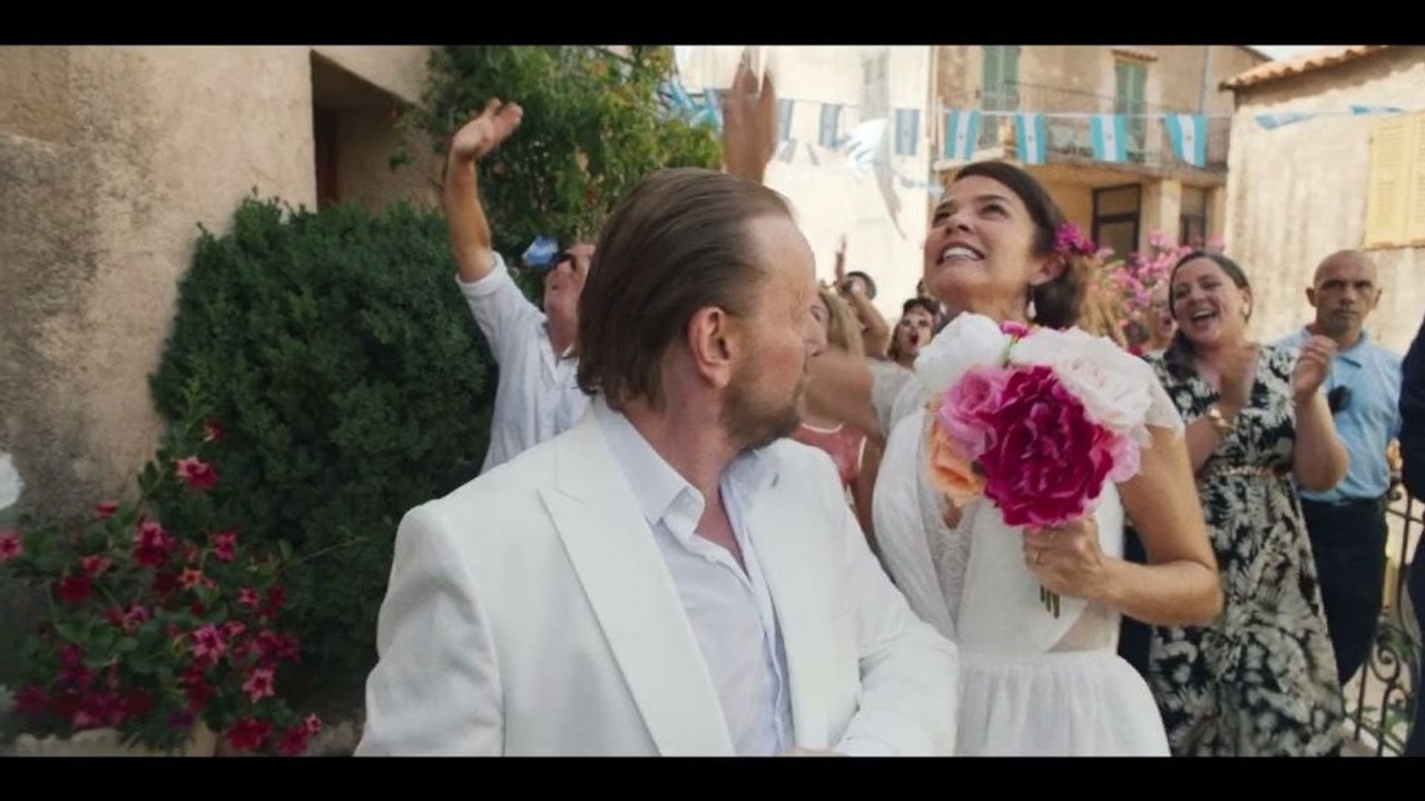 Les Pistolets en plastique Fragman