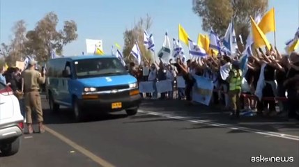 Trump in Israele accolto da Herzog e Netanyahu: "La guerra è finita"