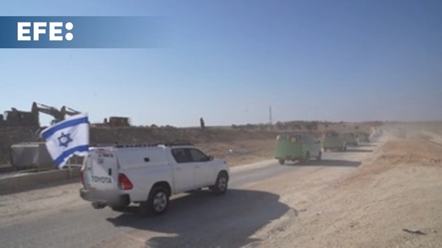 Las FDI difunden imágenes de la entrada a Israel del convoy con los primeros rehenes liberados