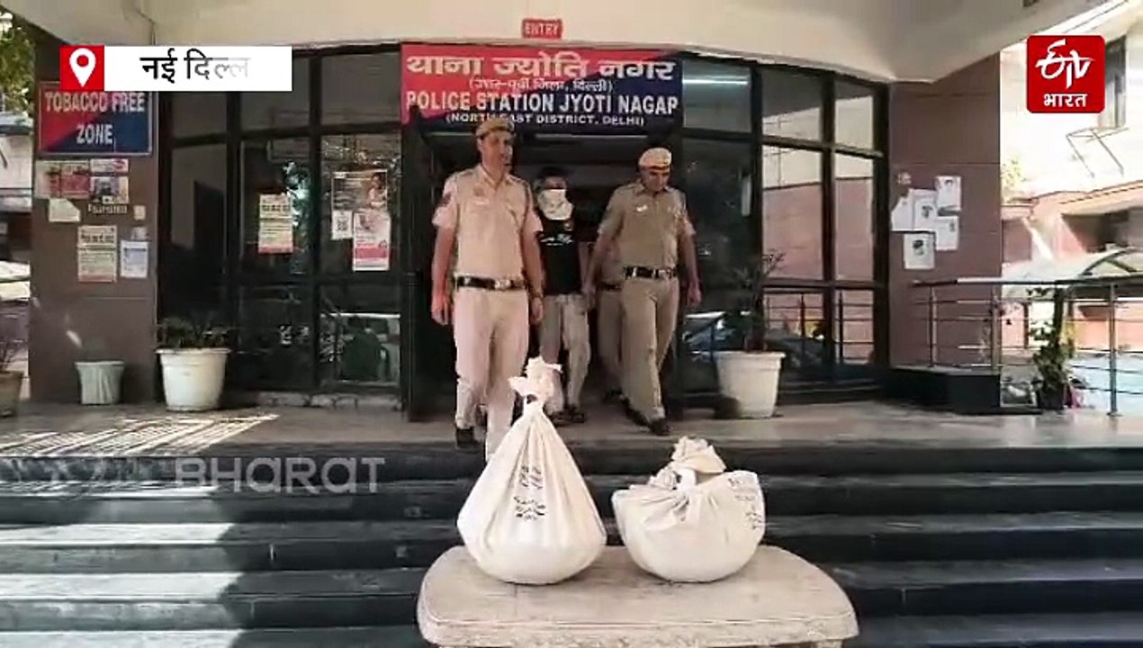 दिल्ली के जैन मंदिर से चोरी हुआ कीमती कलश बरामद, 2 कबाड़ी गिरफ्तार, मुख्य आरोपी फरार