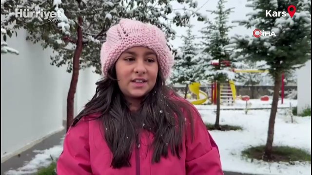 Kar yağışı başladı: Kar kalınlığı 20 santimetreye ulaştı