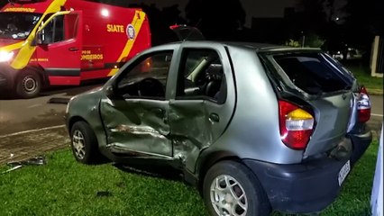 Criança e pai ficam feridos após colisão violenta no Bairro Coqueiral