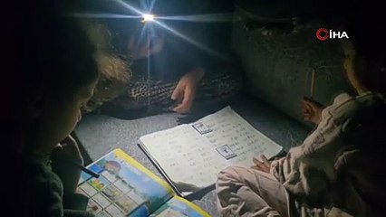 Tam 6 aydır kendi evlerinde karanlığa mahkum yaşıyorlar!