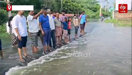 தொடர் மழையால் குடியிருப்புக்குள் புகுந்த ஏரி நீர் – பொதுமக்கள் அவதி!