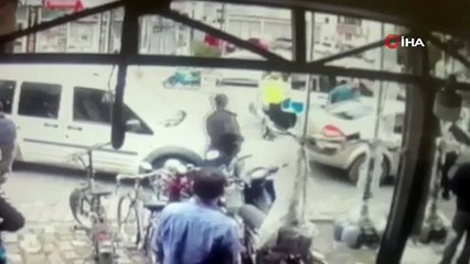 Banka soyguncusunun yakalanma anı güvenlik kamerasında