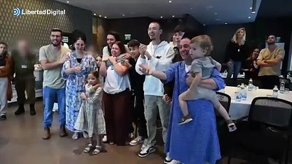 Así ha sido la emotiva reacción de los familiares israelíes viendo la liberación