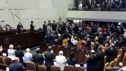 Trump accolto da una standing ovation al Parlamento israeliano