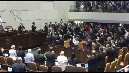 Trump accolto da una standing ovation al Parlamento israeliano