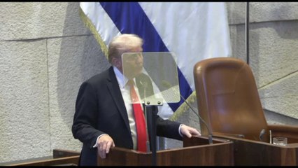 M.O., Trump: tendo mano amicizia all'Iran, vogliono accordo