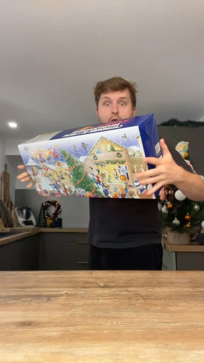 Calendrier de l’Avent Redbull 😍✨Finissons les fêtes de fin d’année avec énergie ⚡️ !Quoi de mieux que de pouvoir goûter à 15 saveurs différentes de Redbull 💪Et toi, c’est quoi ton Redbull préféré ? 👀⚡️