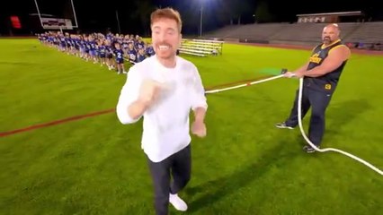 100 Kids Vs World's Strongest Man!