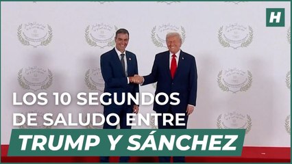 El breve saludo de Pedro Sánchez con Donald Trump en la Firma del Plan de Paz