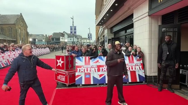 Ant & Dec, Simon Cowell, Amanda Holden, Alesha Dixon and KSI light up BGT Blackpool auditions