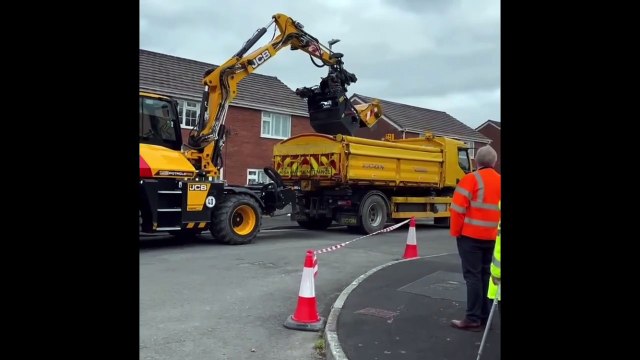 Carmarthenshire Council considers pothole-fixing machine for faster road repairs