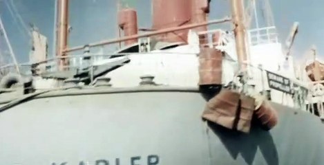 Бармен из Золотого якоря.