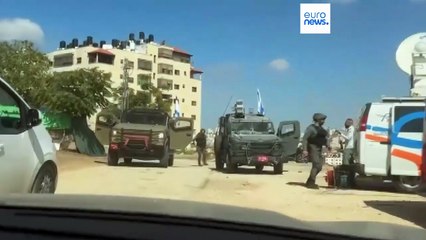 قوات إسرائيلية تطلق غازًا مسيلًا للدموع على صحفيين أثناء تغطية إطلاق سراح سجناء في الضفة