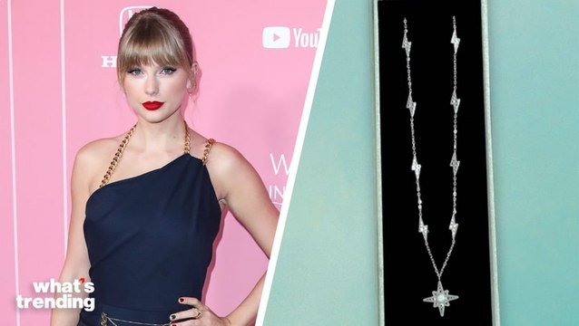 Taylor Swift’s Sold-Out Lightning Bolt Necklace Sparks New Conspiracy Theory