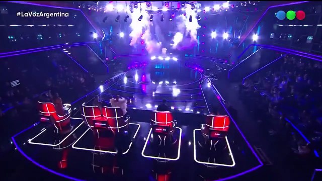 Nicolás Behringer con Luck Ra, en La Voz Argentina