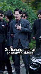 As child, I comforted a sad boy with a candy grown up, he’s a powerful CEO, and I’m his only love!