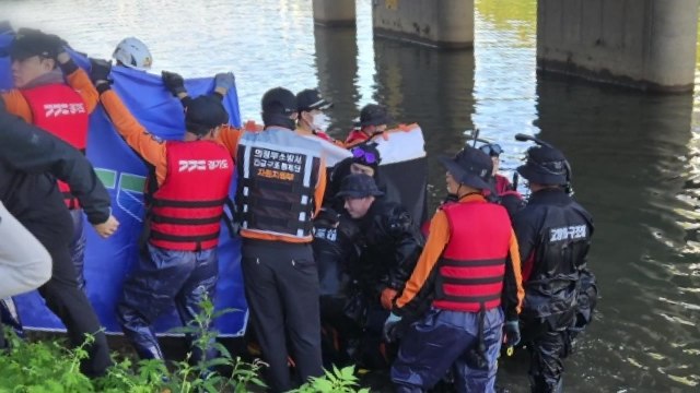 의정부 중랑천 실종 학생, 나흘 만에 숨진 채 발견... 학폭 연관성도 조사 / YTN