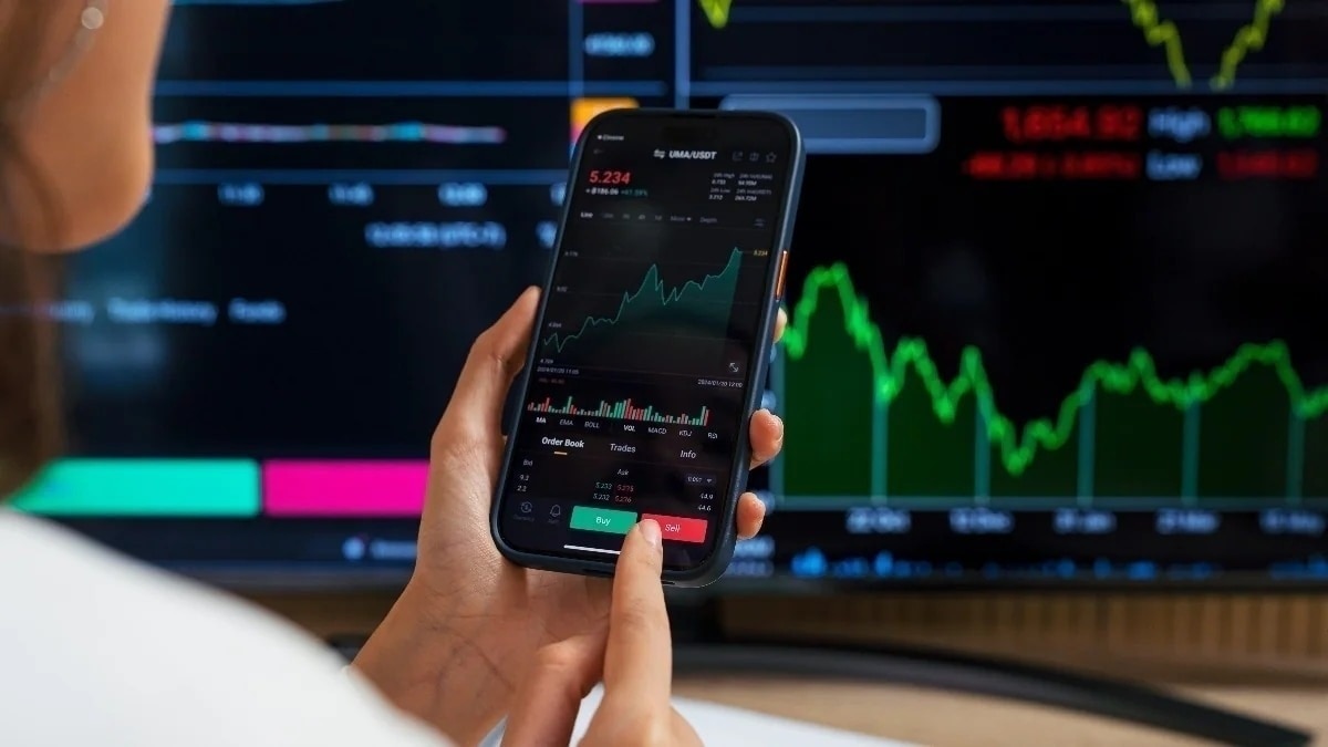 Looking to invest in IT and metal stocks? Here’s what you need to know