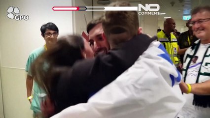 Des otages libérés retrouvent leurs familles à Tel Aviv après deux ans de captivité