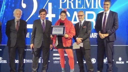 Maria Giovanna Zanella vince la 24esima edizione del Premio Cairo con l'opera «Buoni»: il video della premiazione