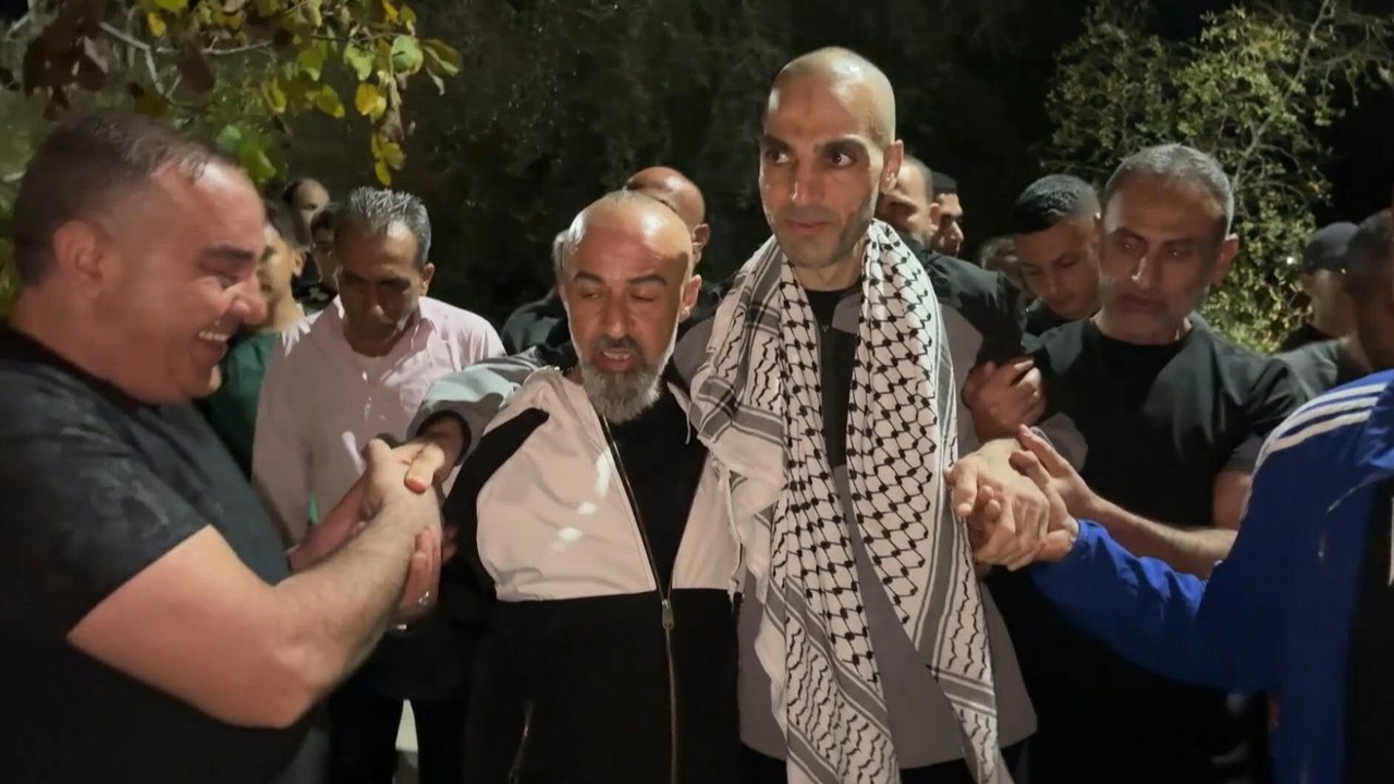 Wiedersehensfreude: Familien begrüßen freigelassene Palästinenser