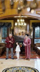 CEO Pick A Little Girl On Mountain,Unware She Bring Back Dead Grandpa From Hell! Spoiled Life Began! - English Sub