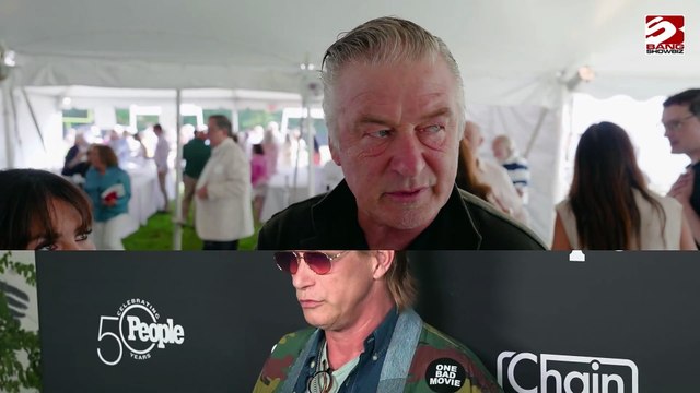 Irmãos Alec e Stephen Baldwin se envolvem em acidente de carro nos Estados Unidos