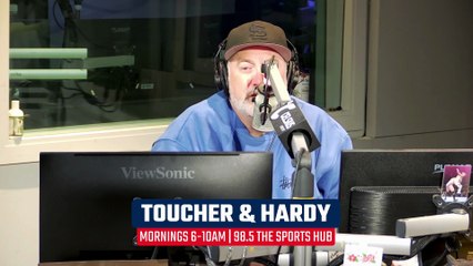 Don’t Look Now… The Patriots Are Leading The AFC East (For Now)