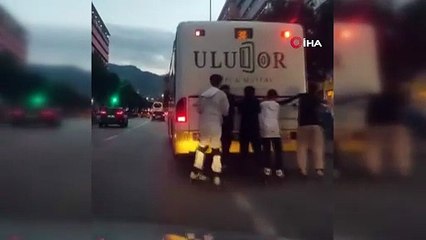 Bursa’da gençlerin tehlikeli yolculuğu