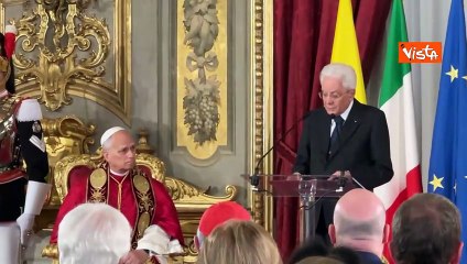 Mattarella: Non dobbiamo arrenderci a società dominata da oligarchi
