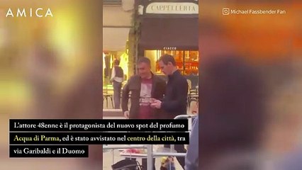Michael Fassbender a Parma: le riprese di uno spot e la cena con Sabrina Impacciatore