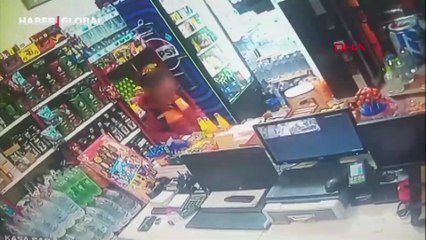 İstanbul'da cep telefonu hırsızlığı: O anlar kamerada