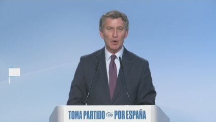 Feijóo propone elevar el nivel de exigencia cultural y lingüístico para obtener la nacionalidad española