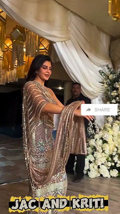 Bollywood Actress Jacqueline and Kriti Sanon at Manish Malhotra Party 🔥🌹❤️
