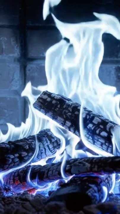 🔥 BLUE FIRE MAGIC: 4K Ultra HD Fireplace with REAL Crackling Sounds – Perfect Ambience for Sleep
